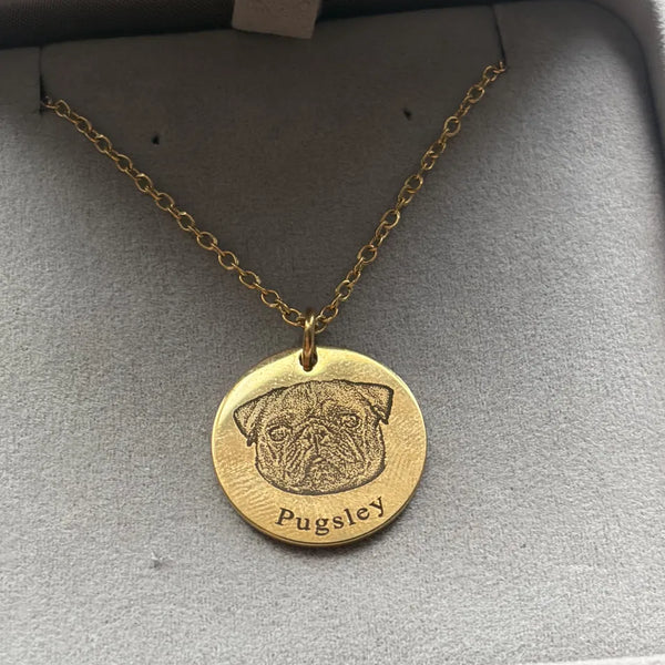 The finished engraved pendant